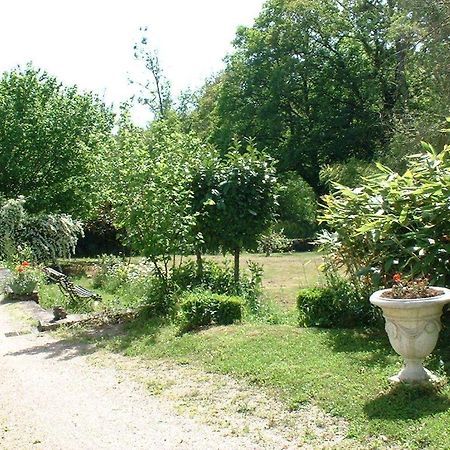 Domaine De La Dame De Lauriere Bed & Breakfast Solignac Exterior foto