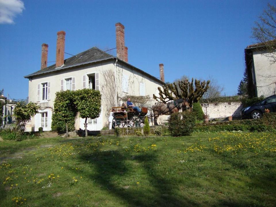 Domaine De La Dame De Lauriere Bed & Breakfast Solignac Exterior foto